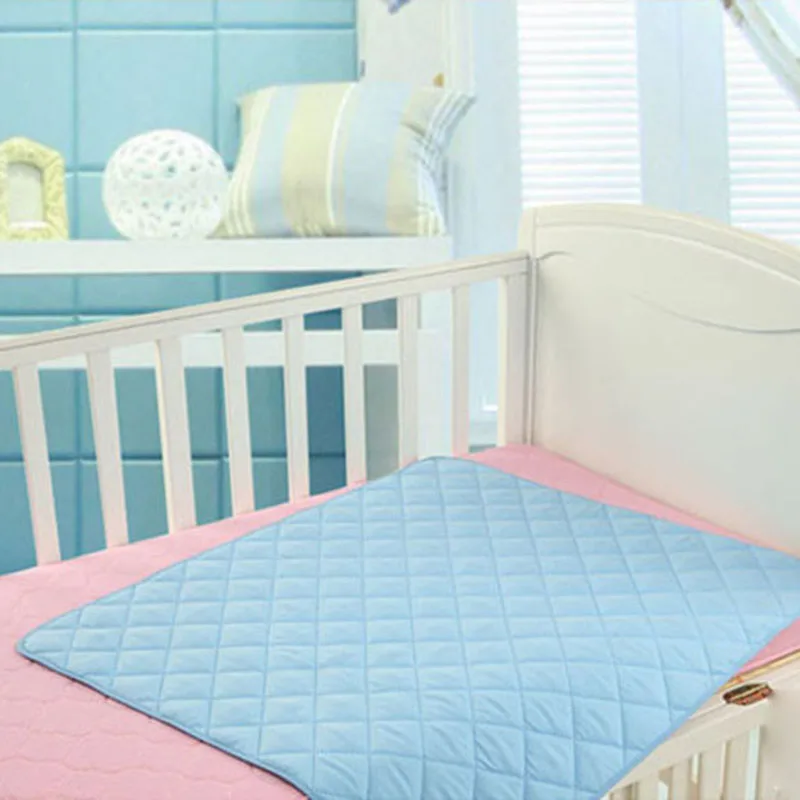 Pannolino impermeabile per pan - Changing Table Topper recensione e prezzo